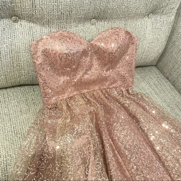 NWOT ModCloth Rose Gold Dress - Picture 4 of 7